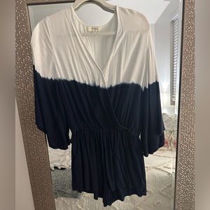 S Blue and White Tie Dye Romper 💙🤍